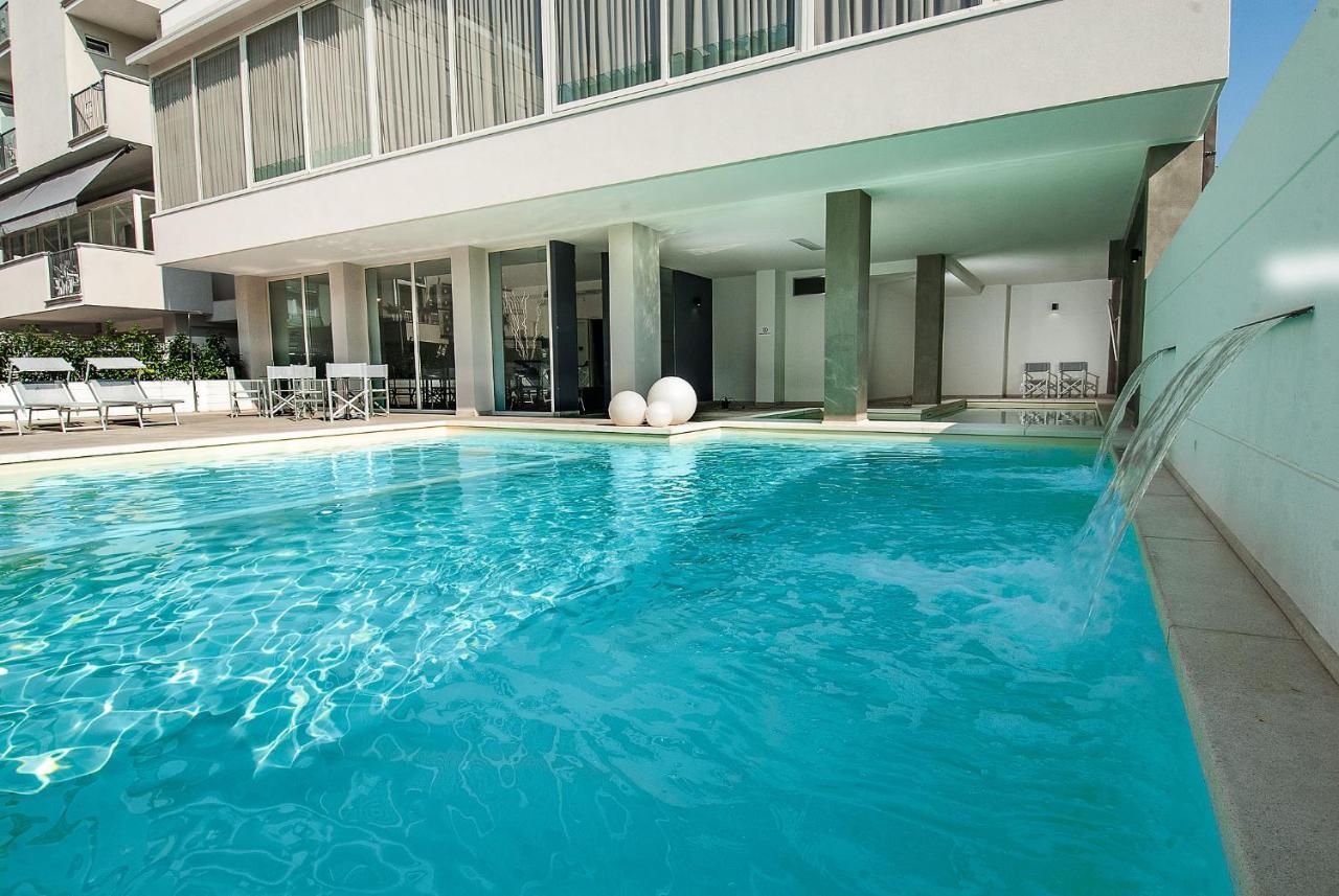 Hotel Niagara กัตตอลิกา ภายนอก รูปภาพ