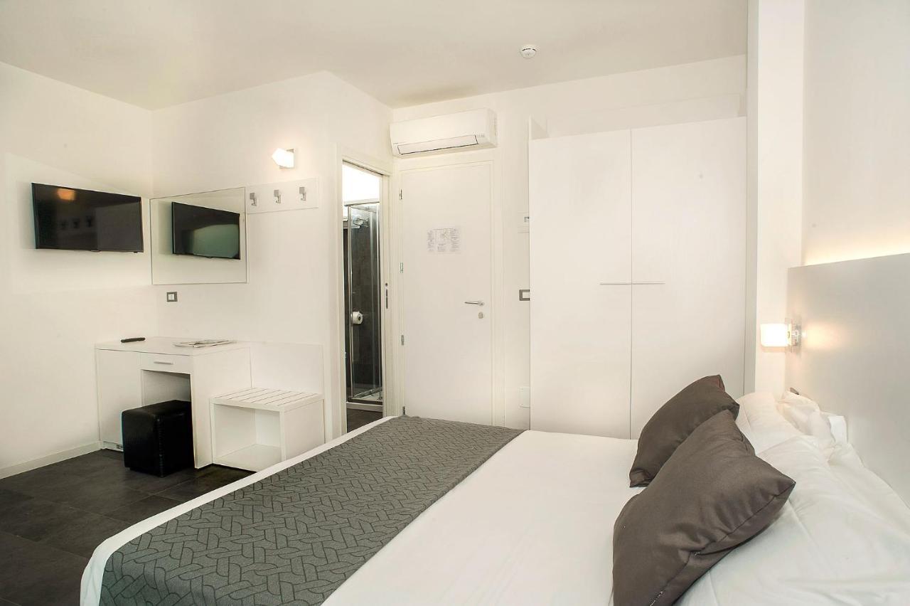 Hotel Niagara กัตตอลิกา ภายนอก รูปภาพ