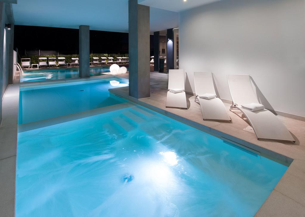 Hotel Niagara กัตตอลิกา ภายนอก รูปภาพ