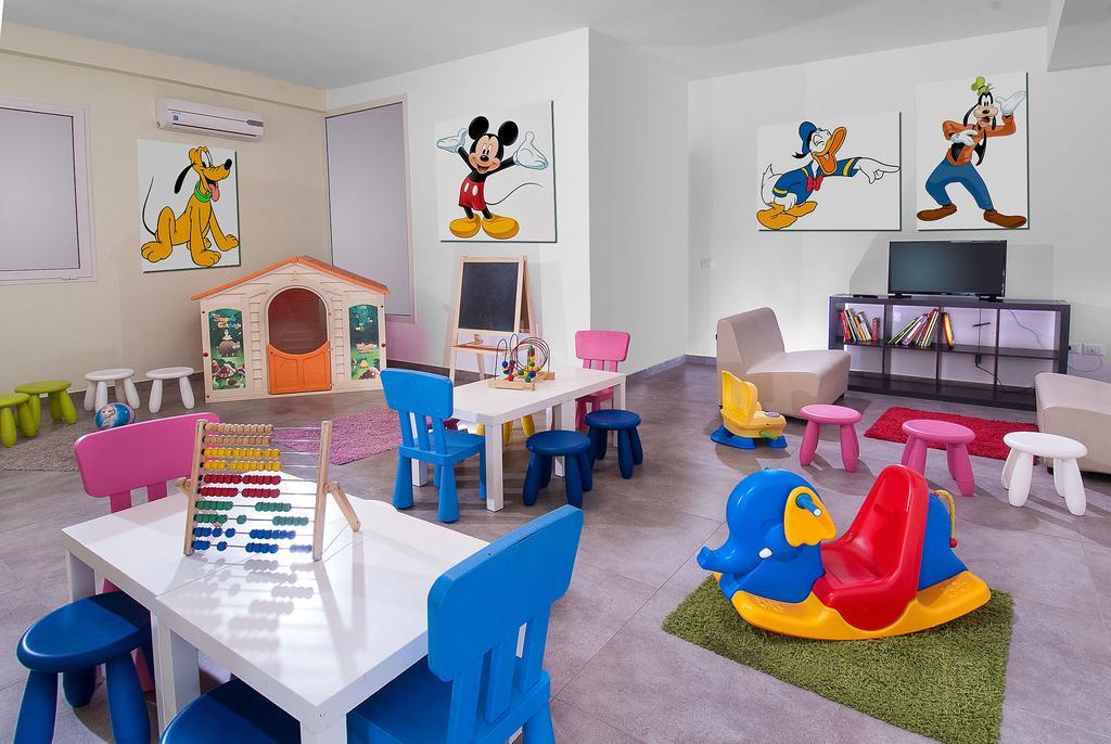 Hotel Niagara กัตตอลิกา ภายนอก รูปภาพ