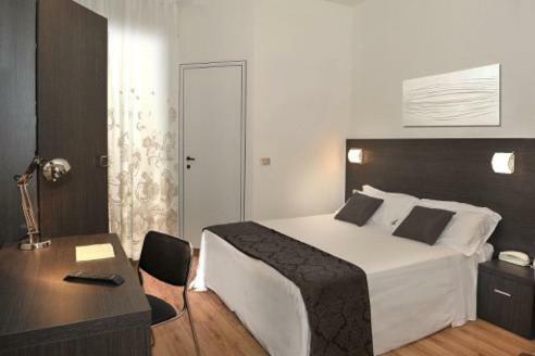 Hotel Niagara กัตตอลิกา ภายนอก รูปภาพ